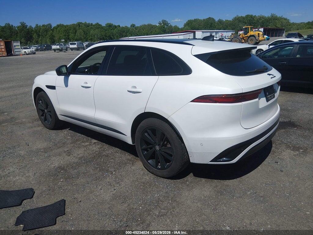 SADCT2EX7RA735897 2024 JAGUAR F-PACE photo no. 3