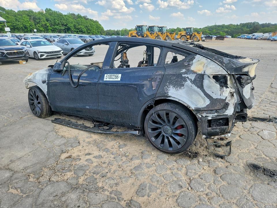 2022 TESLA MODEL Y — Фото 2 из 11
