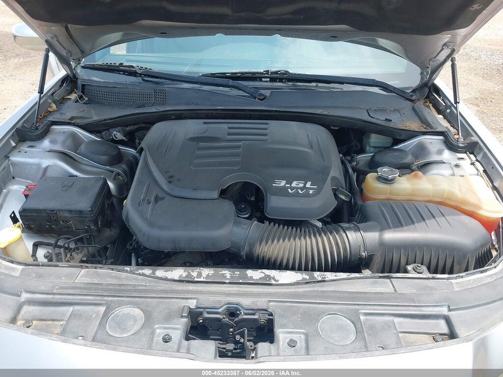 2C3CCAAG8DH741346 2013 CHRYSLER 300 photo no. 10