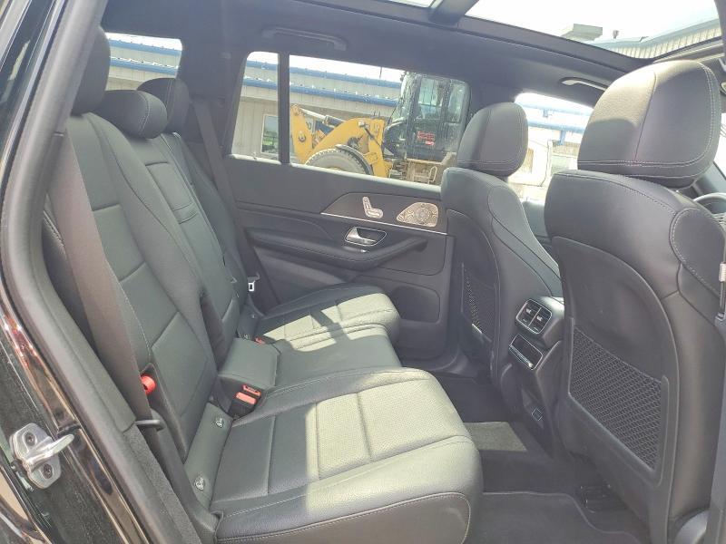 2025 MERCEDES-BENZ GLS 450 4MATIC — Фото 11 из 14