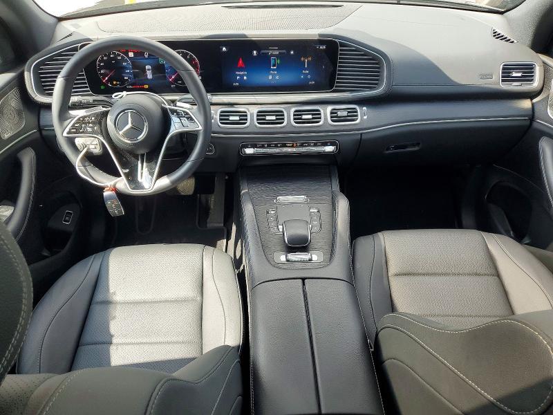 2025 MERCEDES-BENZ GLS 450 4MATIC — Фото 8 из 14