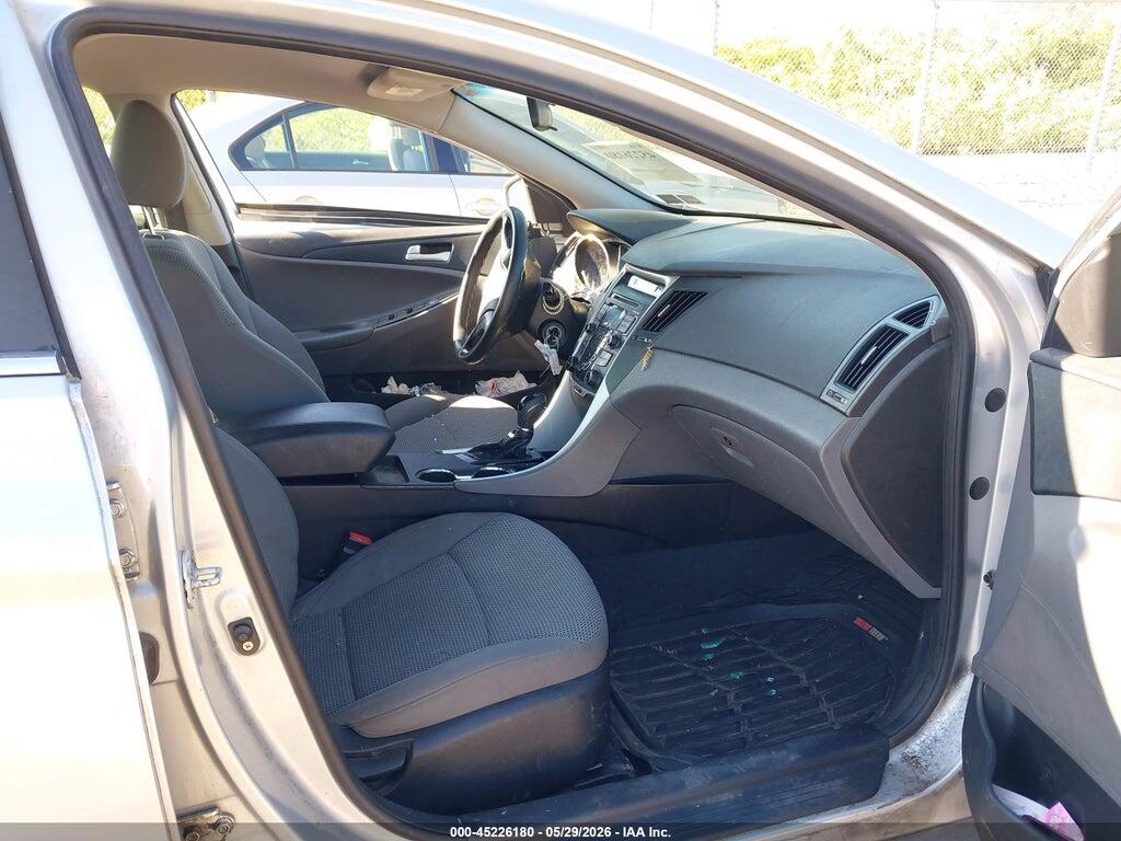 5NPEB4AC0BH271601 2011 HYUNDAI SONATA photo no. 5