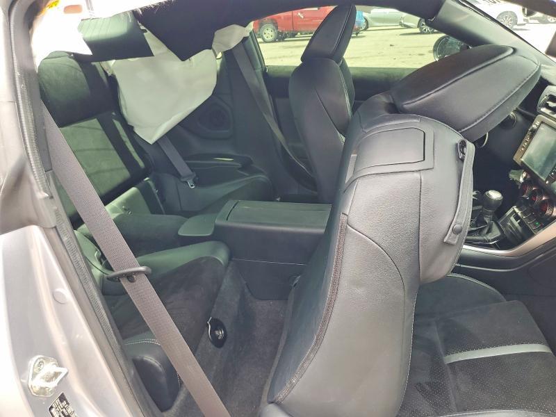 2024 TOYOTA GR 86 PREMIUM — Фото 10 из 12