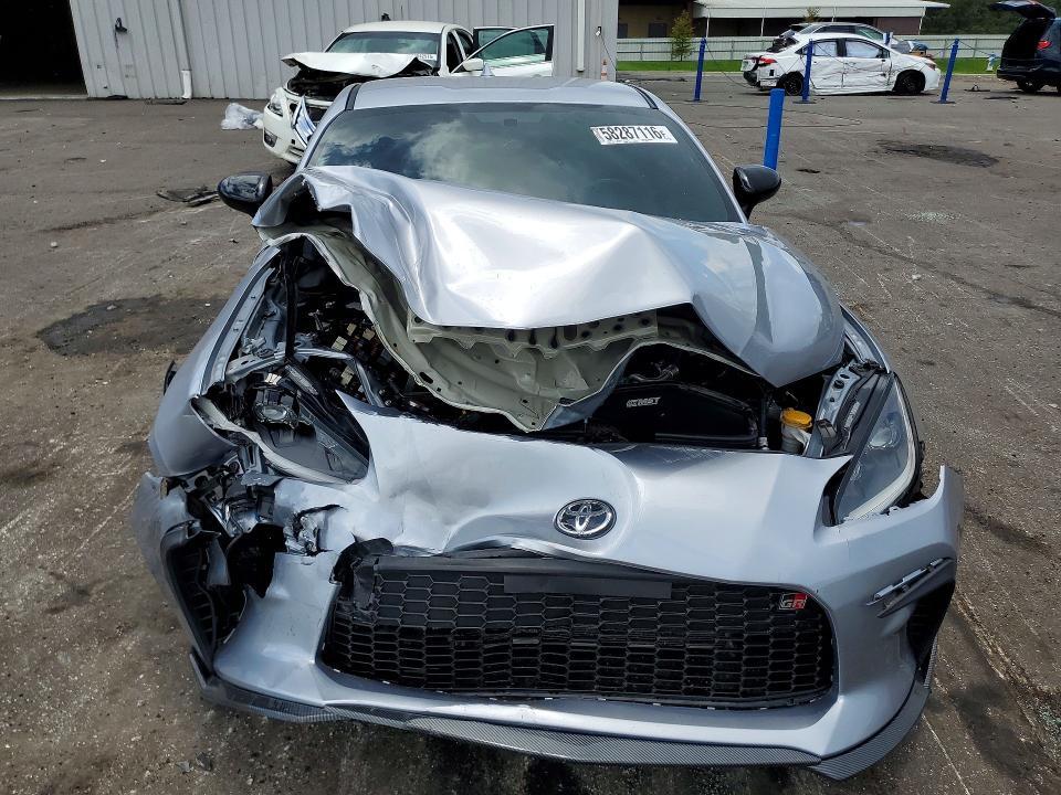 2024 TOYOTA GR 86 PREMIUM — Фото 5 из 12