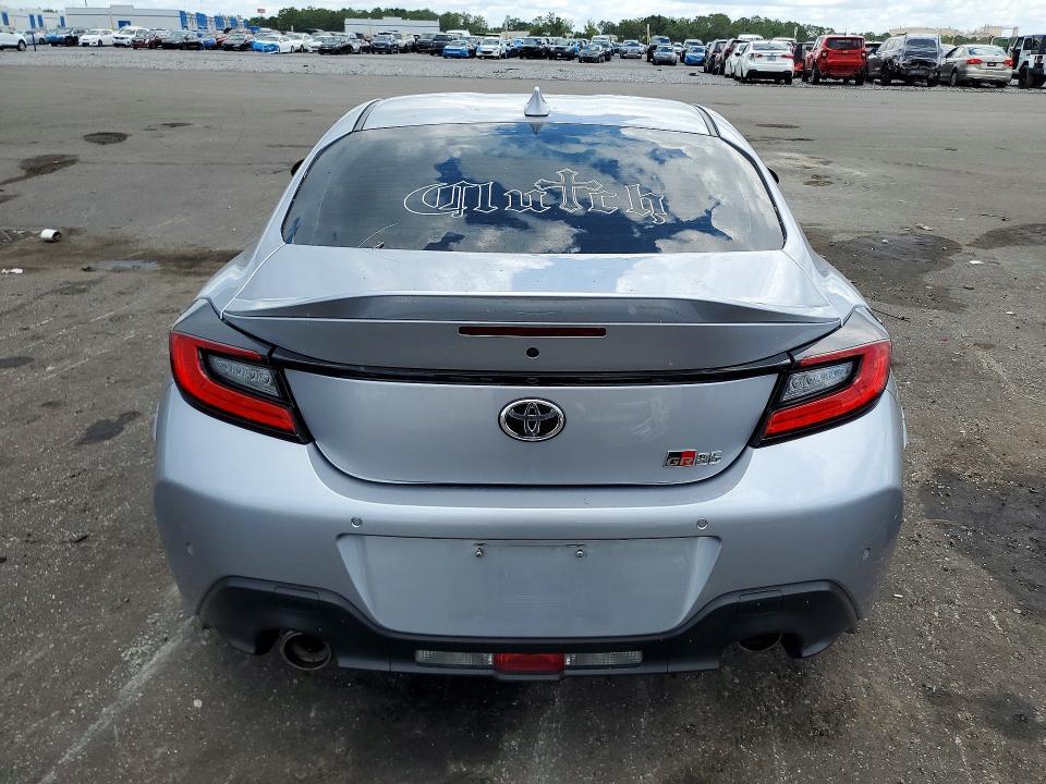 2024 TOYOTA GR 86 PREMIUM — Фото 6 из 12