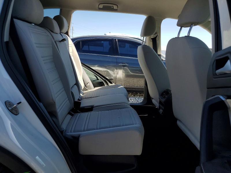 2024 VOLKSWAGEN TIGUAN SE R-LINE BLACK — Фото 11 из 14