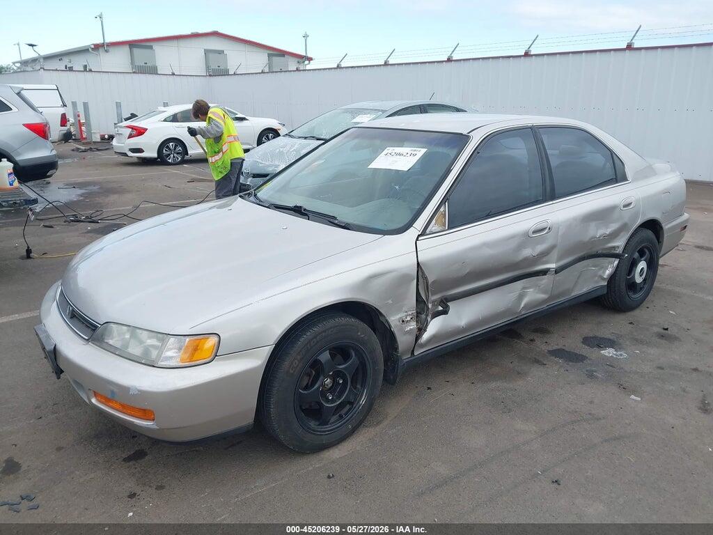 1HGCD5634VA002840 1997 HONDA ACCORD photo no. 2