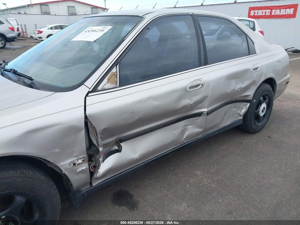 1HGCD5634VA002840 1997 HONDA ACCORD photo no. 6