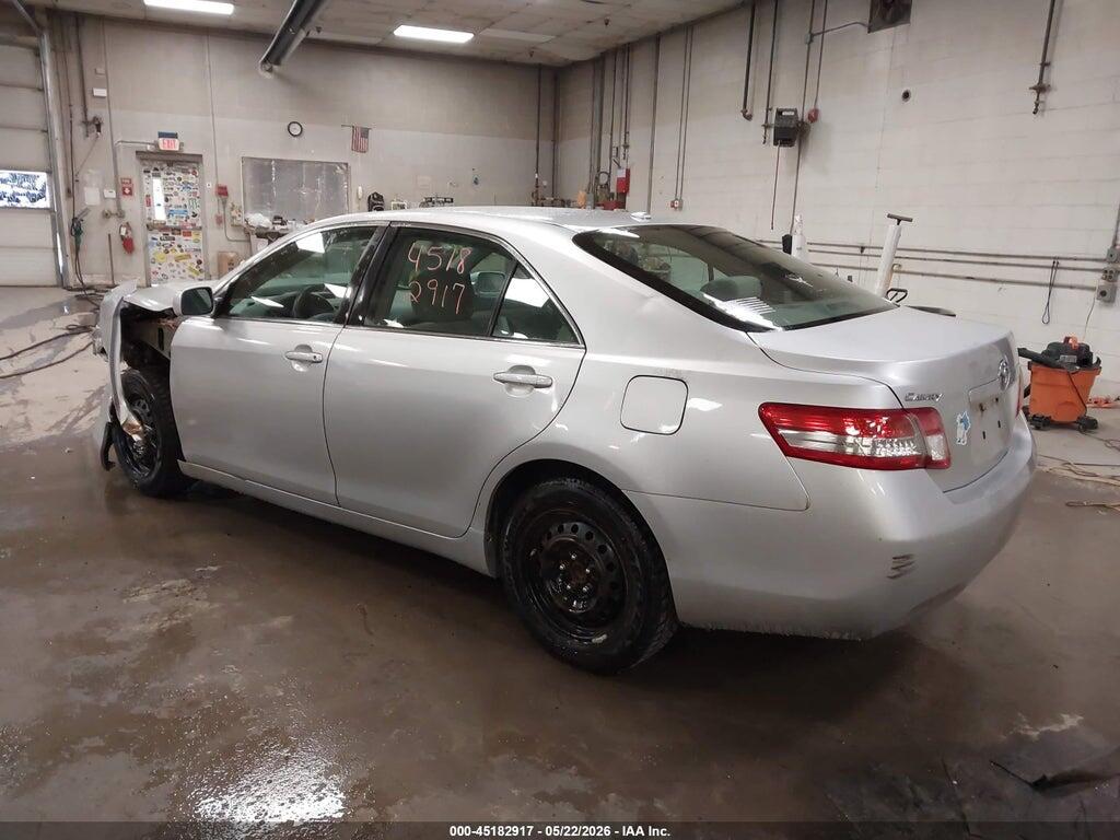 4T1BF3EK3BU771711 2011 TOYOTA CAMRY photo no. 3