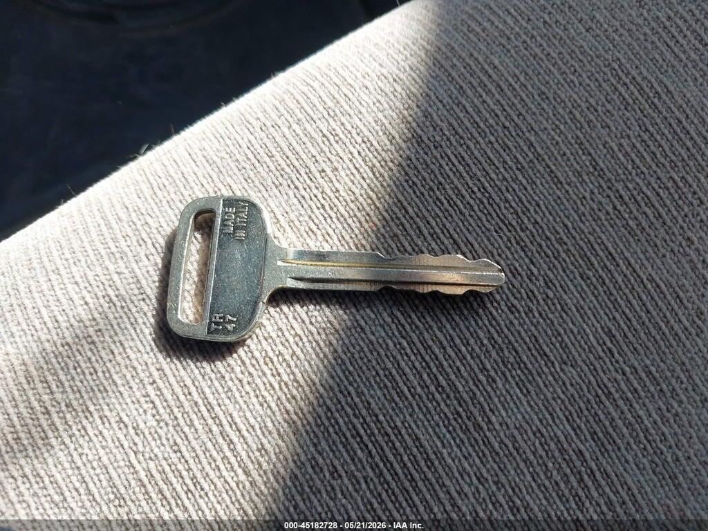 5TESN92N92Z099671 2002 TOYOTA TACOMA photo no. 11