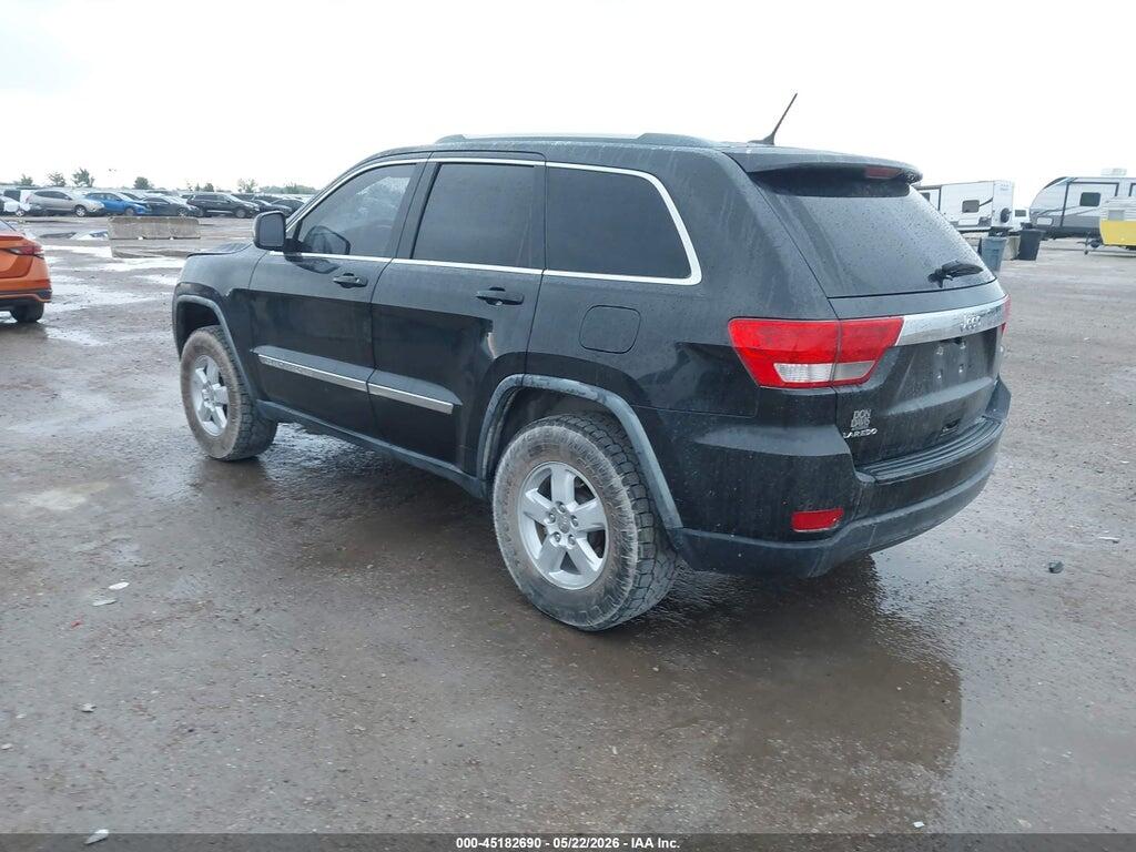 1J4RS4GG0BC568742 2011 JEEP GRAND CHEROKEE photo no. 3