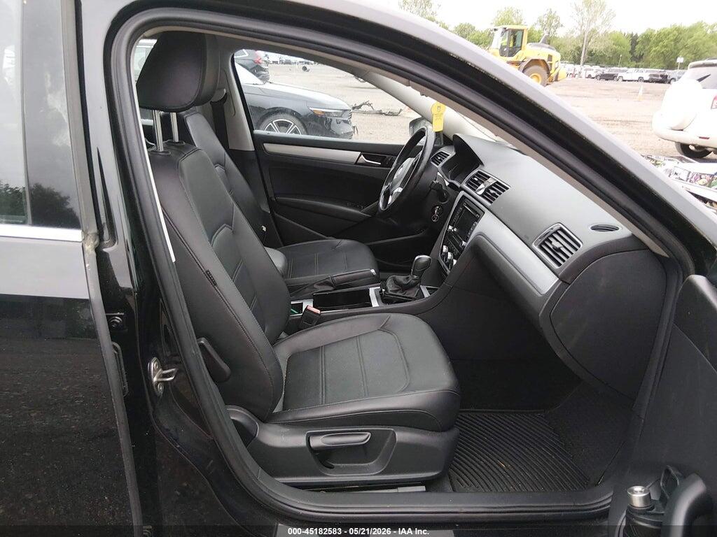 1VWBP7A3XCC103139 2012 VOLKSWAGEN PASSAT photo no. 5