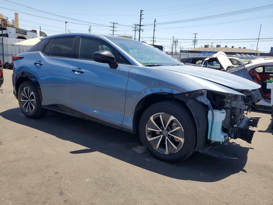 2023 LEXUS RZ 450E — Фото 4 из 12