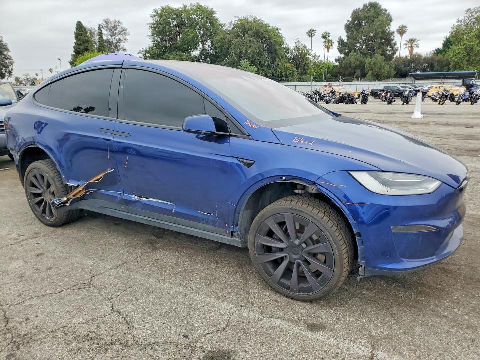 7SAXCDE50NF339094 2022 TESLA MODEL X photo no. 4