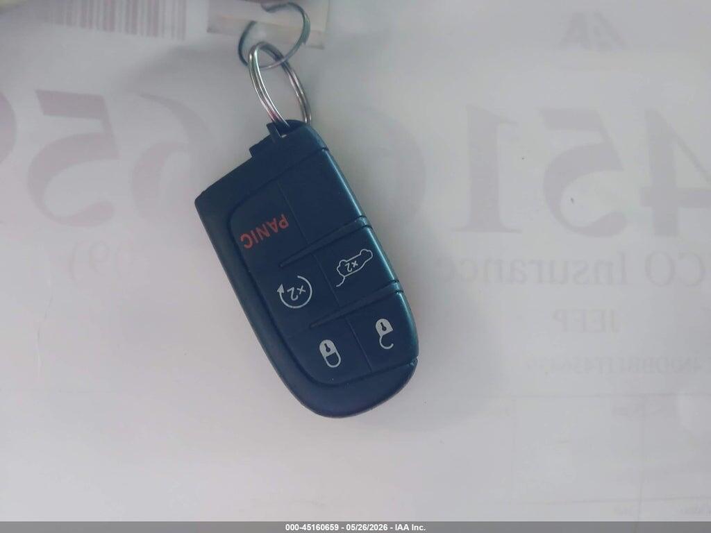 3C4NJDBB1JT456439 2018 JEEP COMPASS photo no. 11