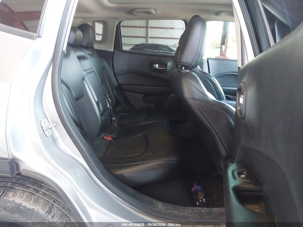 3C4NJDBB1JT456439 2018 JEEP COMPASS photo no. 8