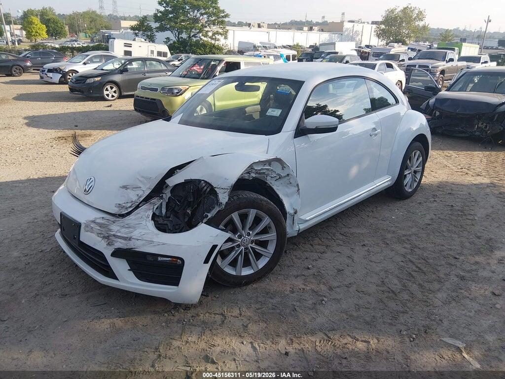 3VWFD7AT1JM703117 2018 VOLKSWAGEN BEETLE photo no. 2