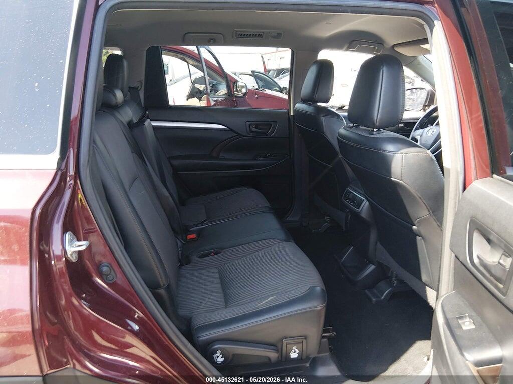 5TDZZRFH7JS243334 2018 TOYOTA HIGHLANDER photo no. 8