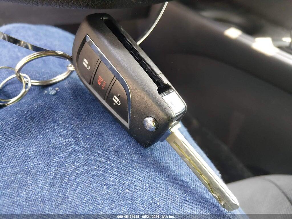 JTNKHMBX6M1100358 2021 TOYOTA C-HR photo no. 11