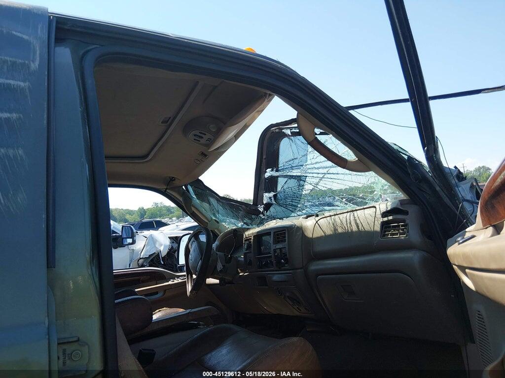 1FTNW21P33EC65367 2003 FORD F-250 photo no. 5