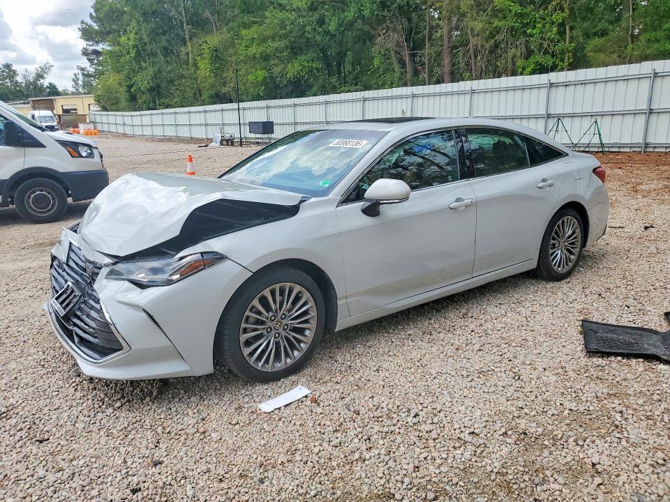 2022 TOYOTA AVALON LIMITED