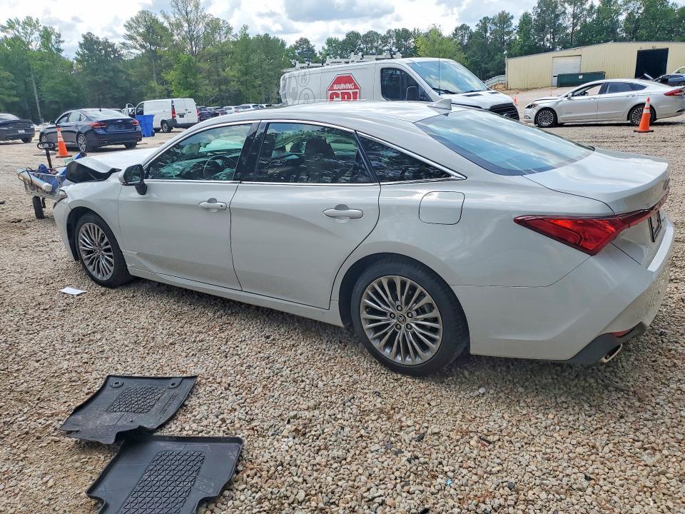 2022 TOYOTA AVALON LIMITED — Фото 2 из 12