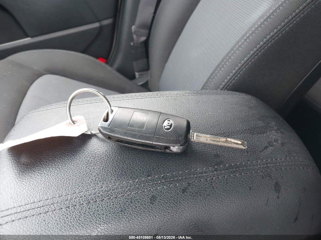 KNDPBCAC1F7781081 2015 KIA SPORTAGE photo no. 11