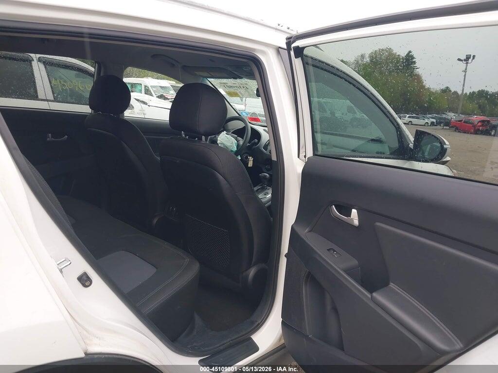 KNDPBCAC1F7781081 2015 KIA SPORTAGE photo no. 8