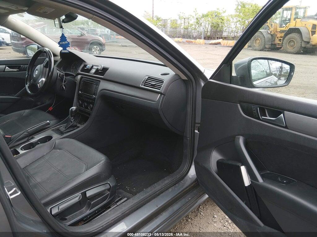 1VWBT7A31FC038293 2015 VOLKSWAGEN PASSAT photo no. 5