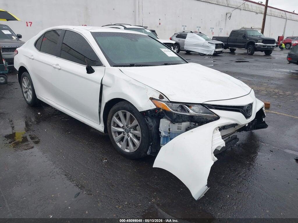 4T1B11HK0JU630107 2018 TOYOTA CAMRY photo no. 1