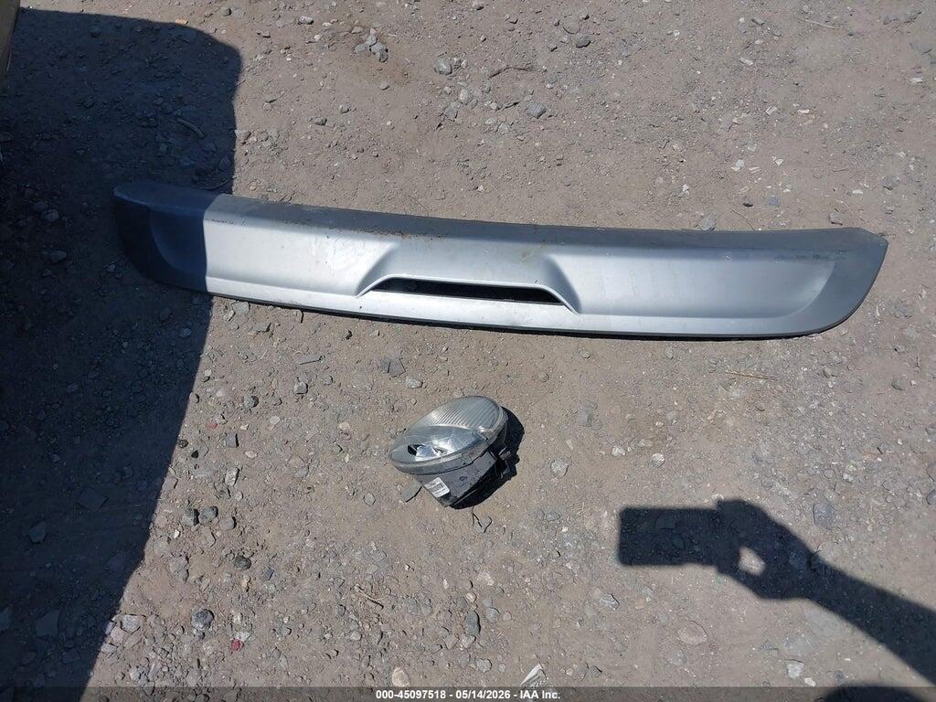 2G2WP522451283603 2005 PONTIAC GRAND PRIX photo no. 12