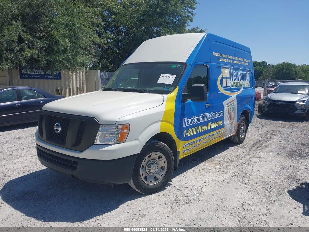 1N6BF0LY5MN807502 2021 NISSAN NV CARGO NV2500 HD photo no. 2