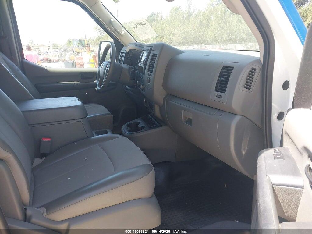 1N6BF0LY5MN807502 2021 NISSAN NV CARGO NV2500 HD photo no. 5