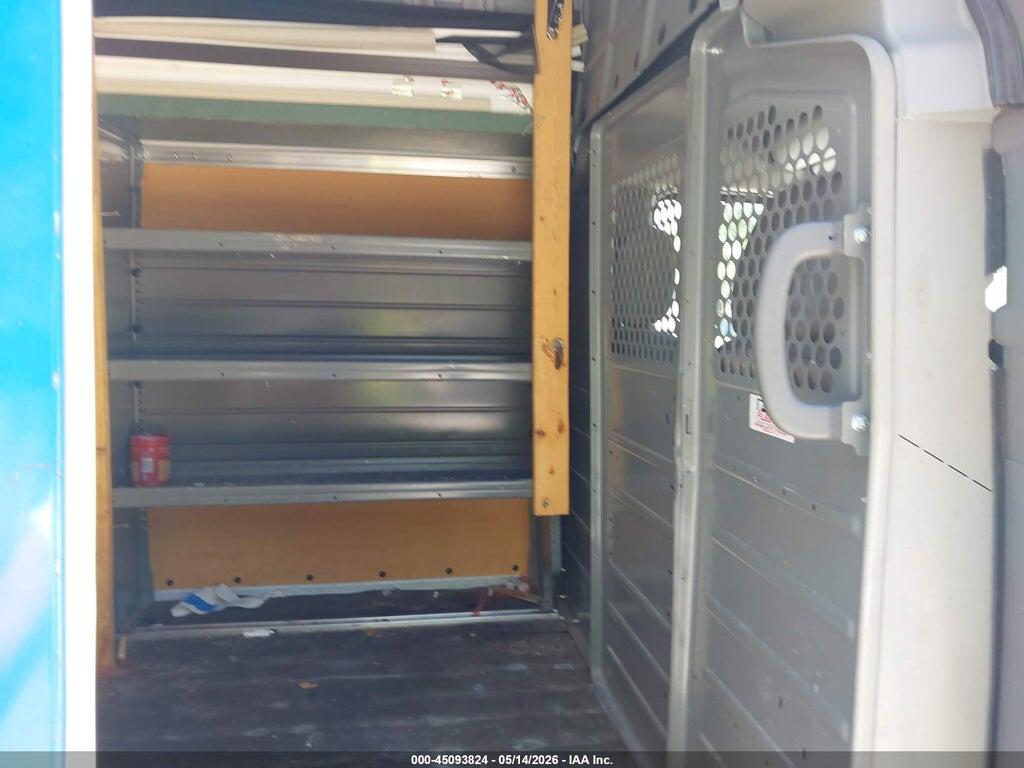 1N6BF0LY5MN807502 2021 NISSAN NV CARGO NV2500 HD photo no. 8