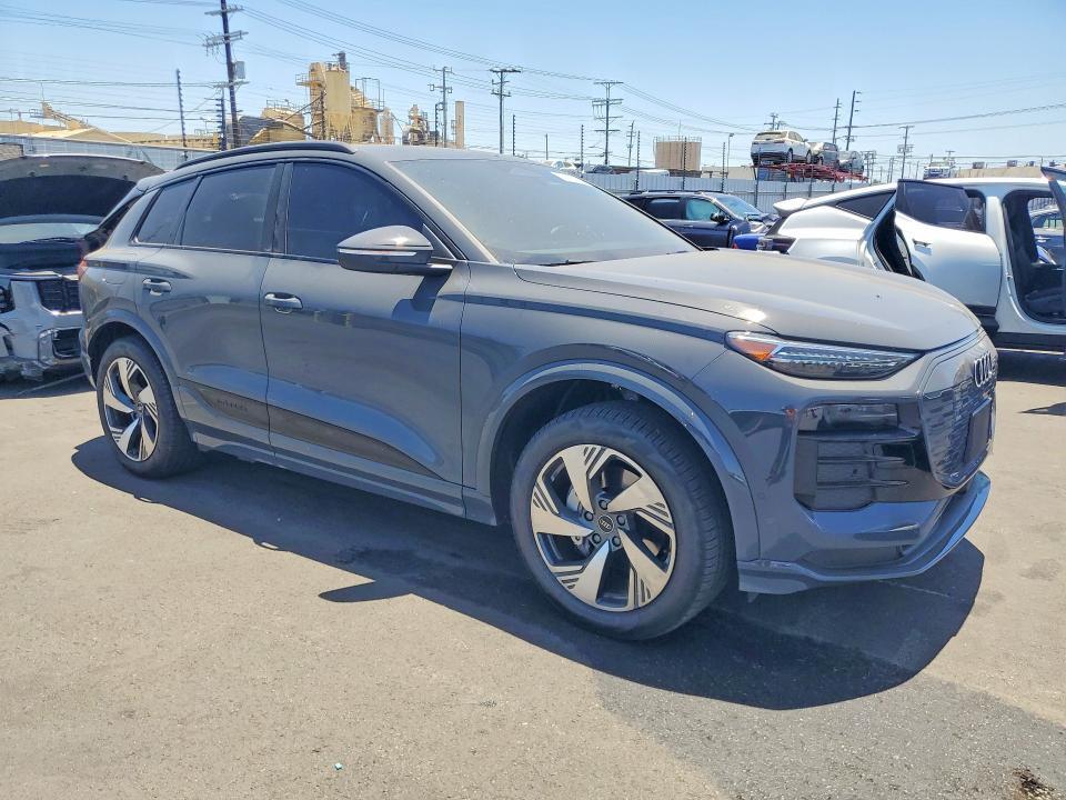 WA124BGF8SA062840 2025 AUDI Q6 E-TRON photo no. 4