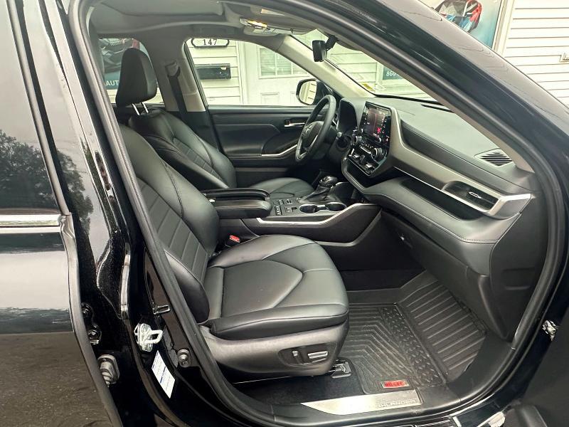 2022 TOYOTA HIGHLANDER XLE — Фото 11 из 14