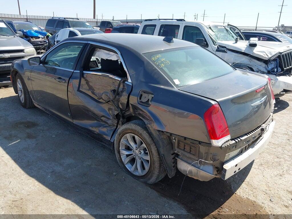 2C3CCAAG0PH684080 2023 CHRYSLER 300 photo no. 3