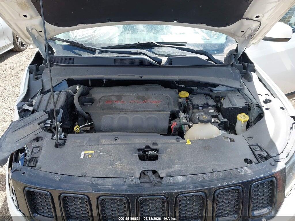 3C4NJDBB9JT394529 2018 JEEP COMPASS photo no. 10