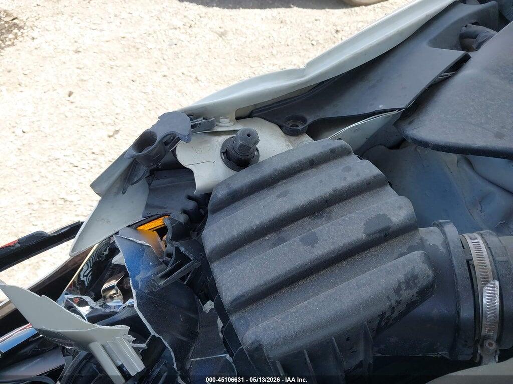 3C4NJDBB9JT394529 2018 JEEP COMPASS photo no. 6