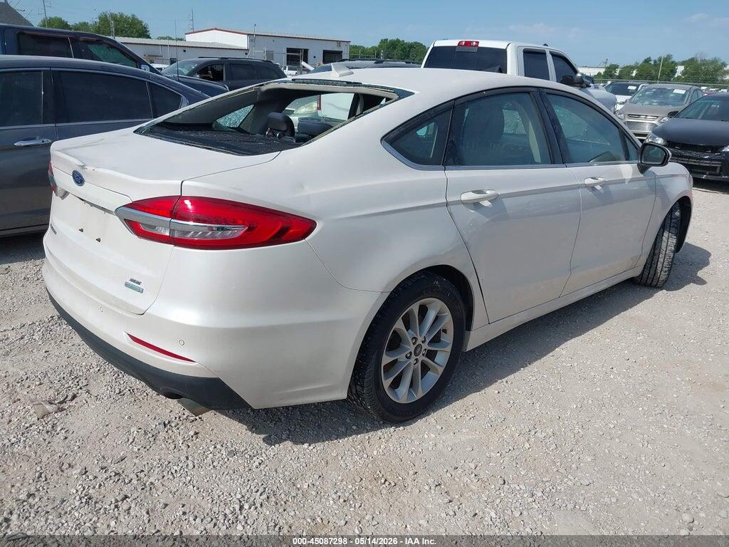 3FA6P0HD4KR248032 2019 FORD FUSION photo no. 4