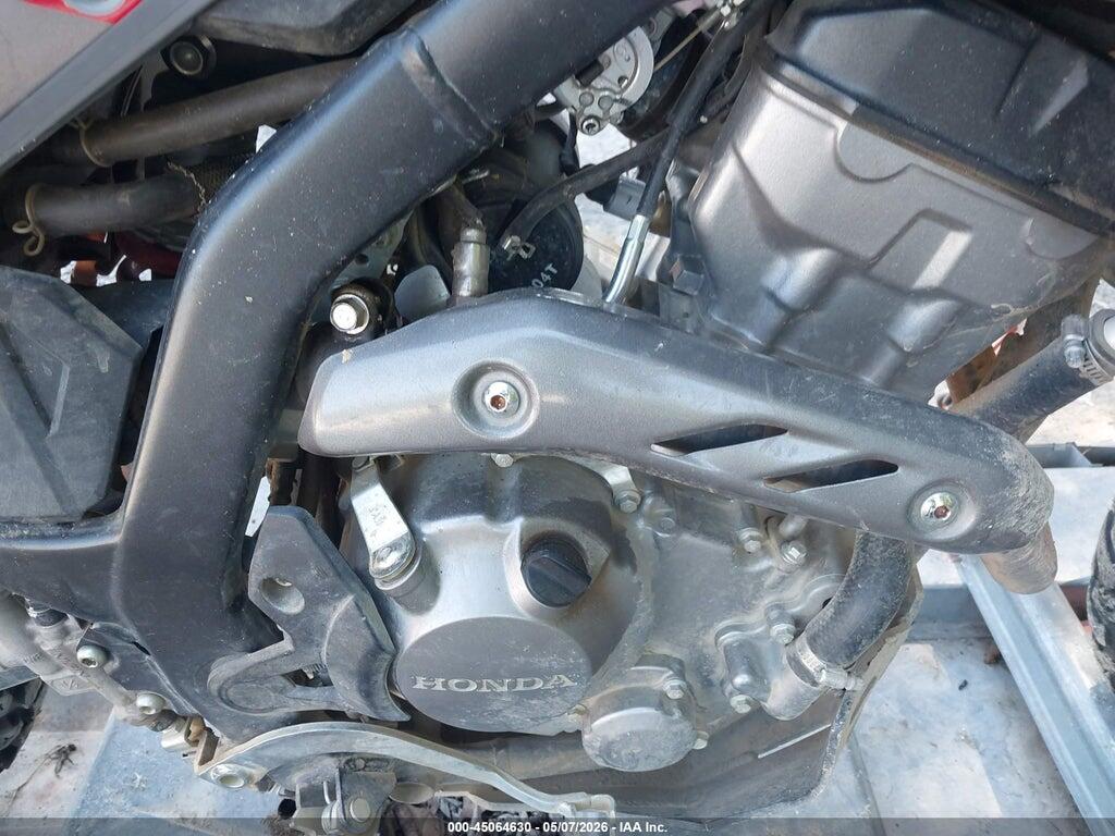 MLHND1673S5200135 2025 HONDA CRF300 photo no. 8
