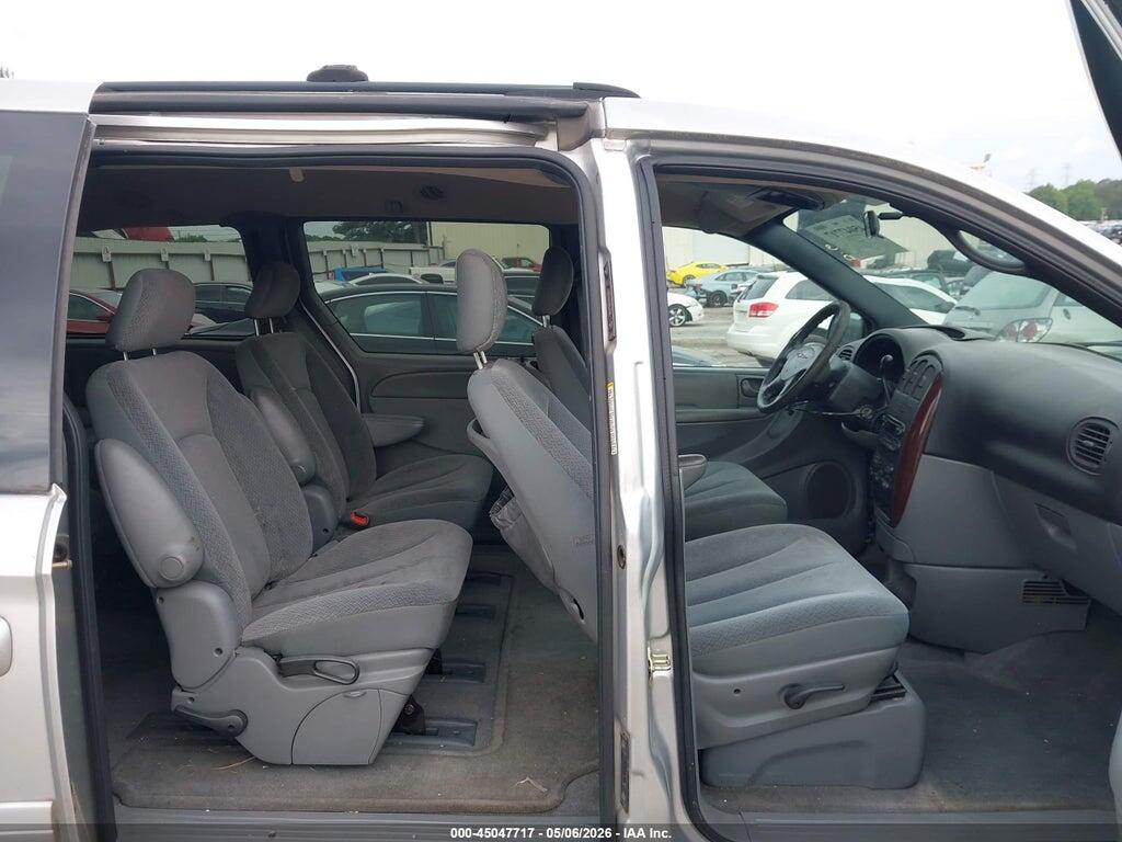 2C8GP44R64R508641 2004 CHRYSLER TOWN & COUNTRY photo no. 8