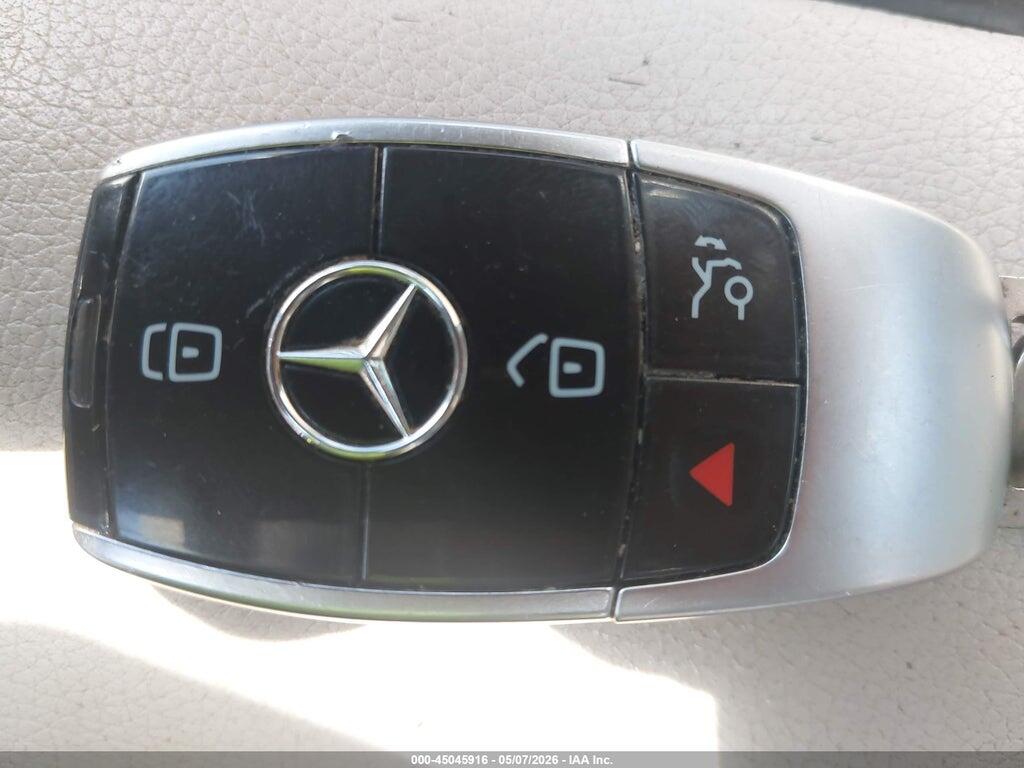 WDDZF4JB5JA470877 2018 MERCEDES-BENZ E 300 photo no. 11