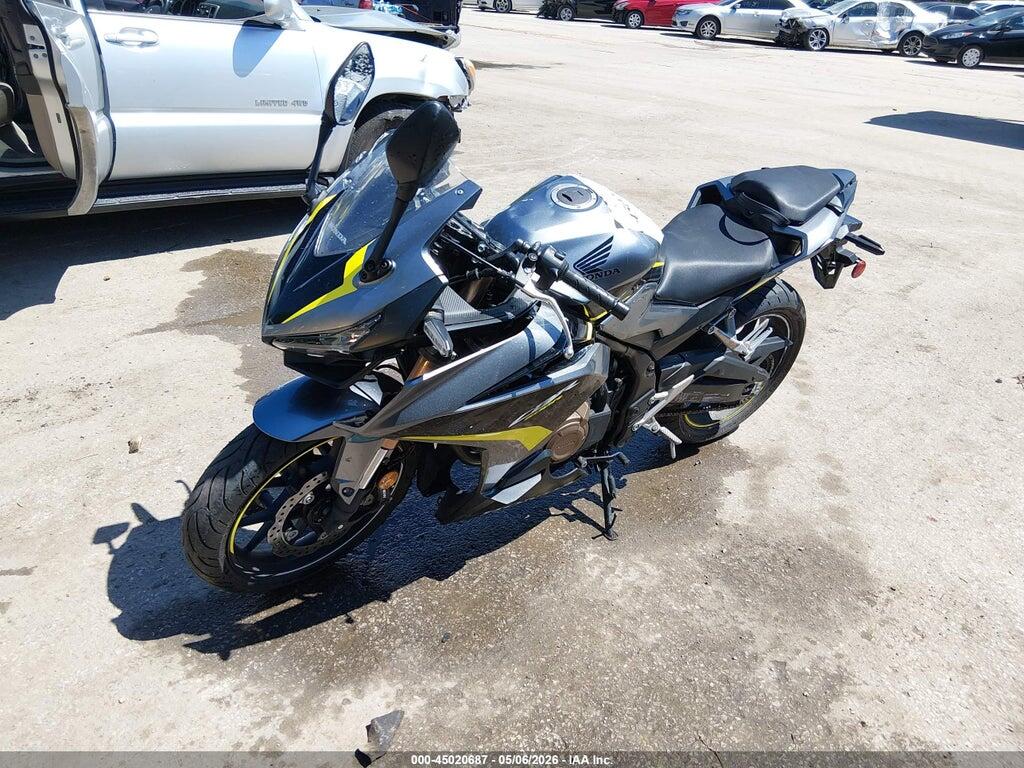 MLHPC6256N5300439 2022 HONDA CBR500 photo no. 2