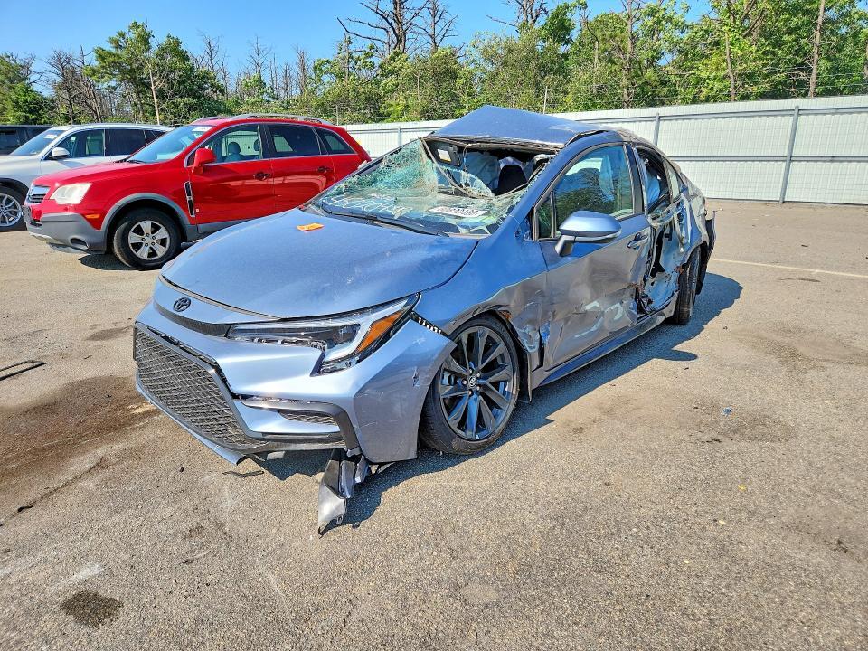 2026 TOYOTA COROLLA SE