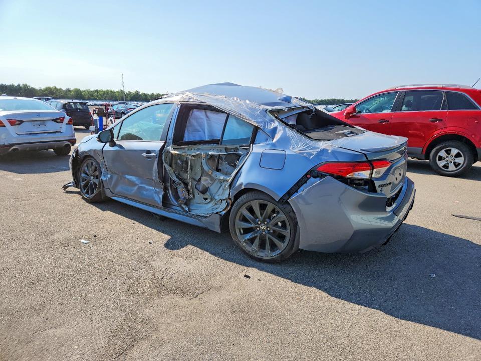 2026 TOYOTA COROLLA SE — Фото 2 из 12