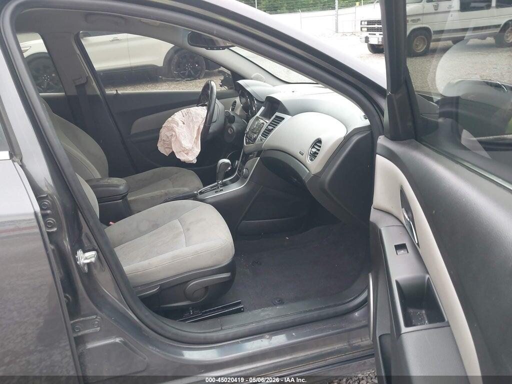 1G1PF5S91B7237461 2011 CHEVROLET CRUZE photo no. 5