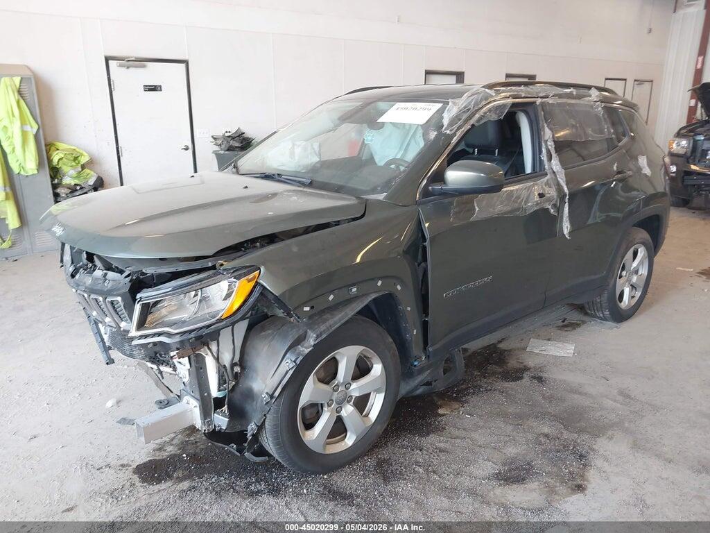 3C4NJCBB7JT140165 2018 JEEP COMPASS photo no. 2