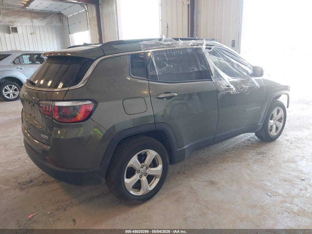 3C4NJCBB7JT140165 2018 JEEP COMPASS photo no. 4