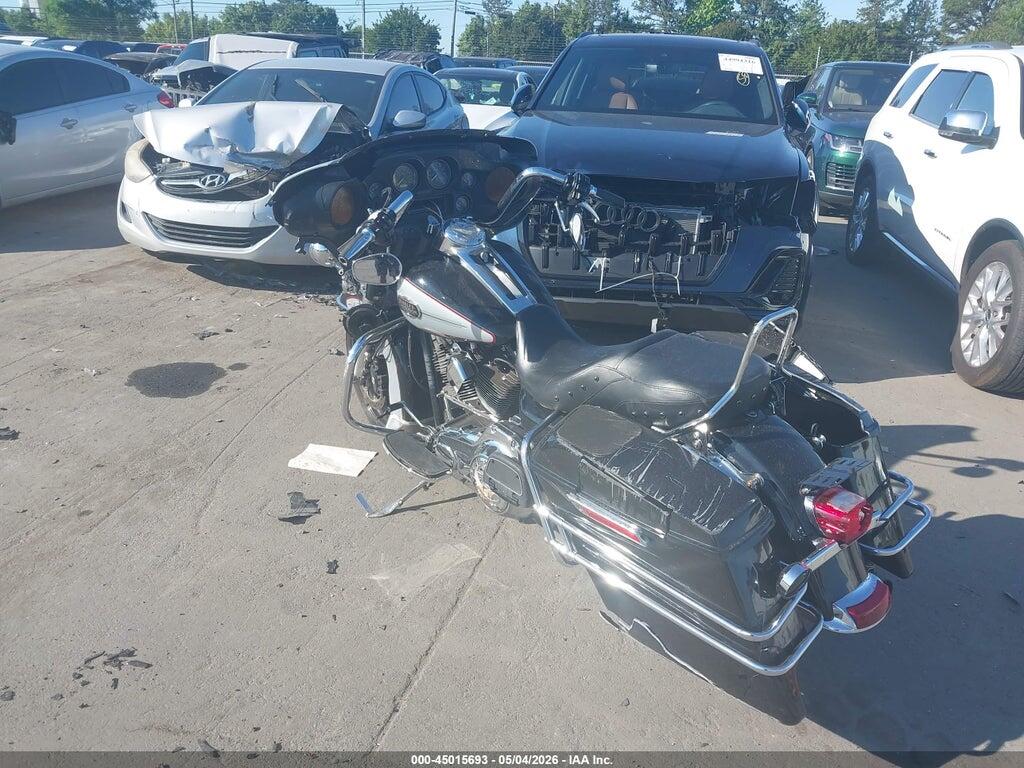 1HD1FC419AB652093 2010 HARLEY-DAVIDSON FLHTCU photo no. 3